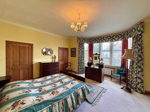 Photo 17- click for photo gallery